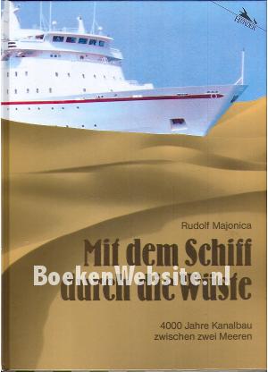 Mit dem Schiff durch die Wüste