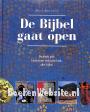 De Bijbel gaat open