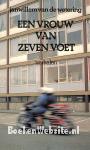 Een vrouw van zeven voet
